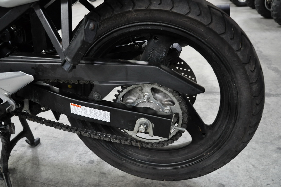 Купить мотоцикл Suzuki GS500F 2004 фото 12